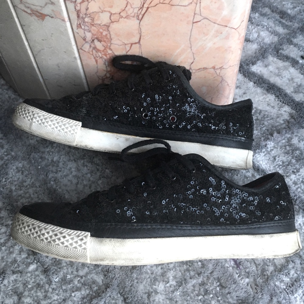 Converse - black with sequins